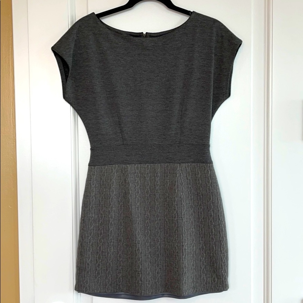 Short gray dress
